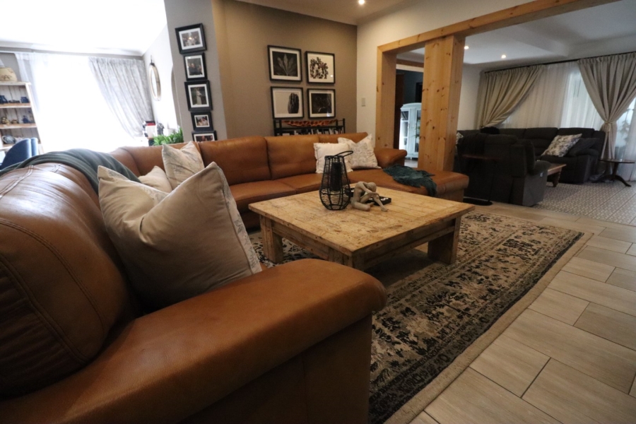 4 Bedroom Property for Sale in Sherwood Eastern Cape